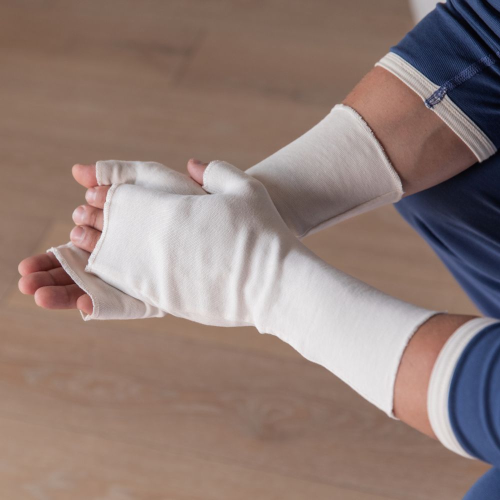 Fingerless gloves in natural from Cotton Comfort