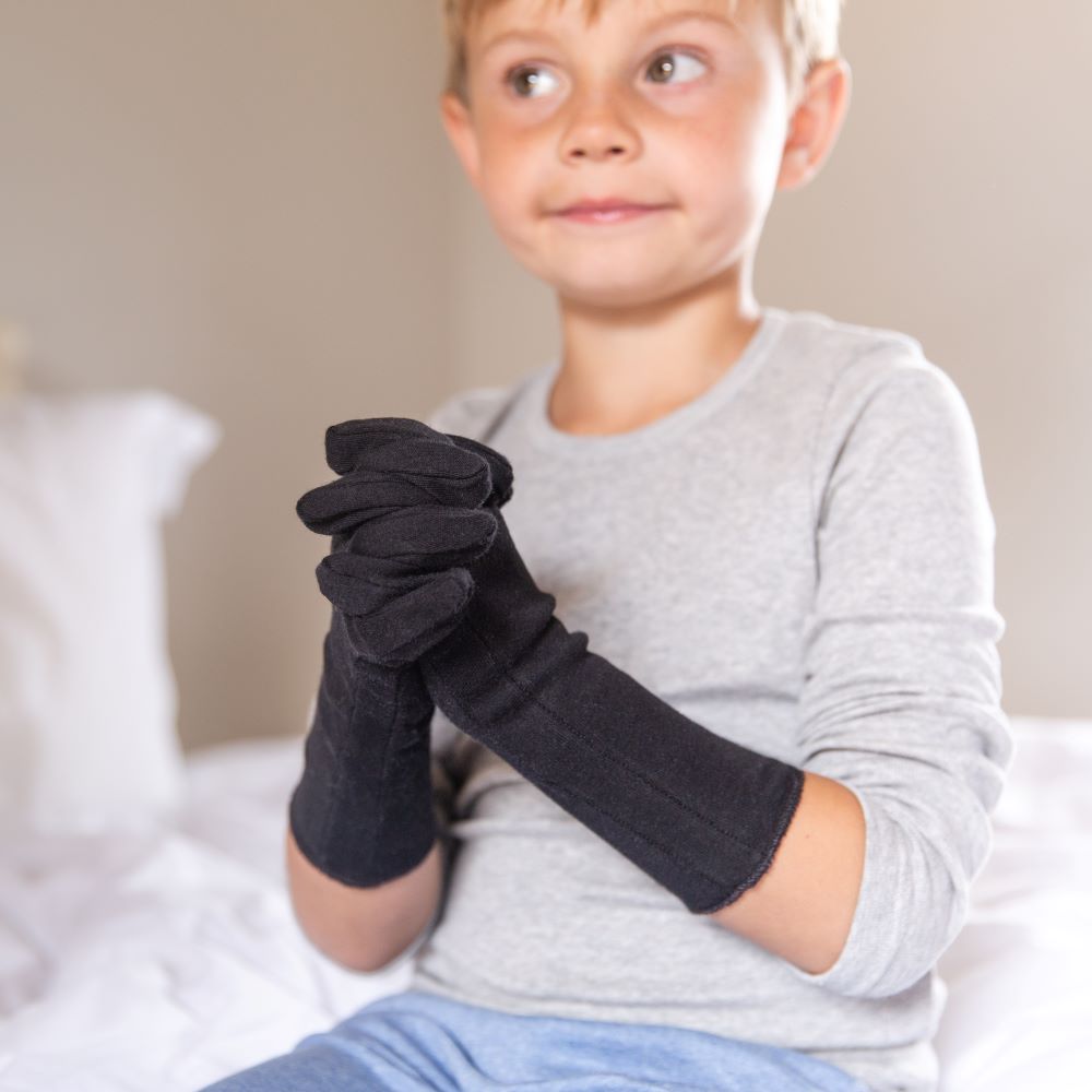 100% organic cotton gloves for kids from Cotton Comfort