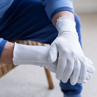 100% organic cotton gloves for adults from Cotton Comfort
