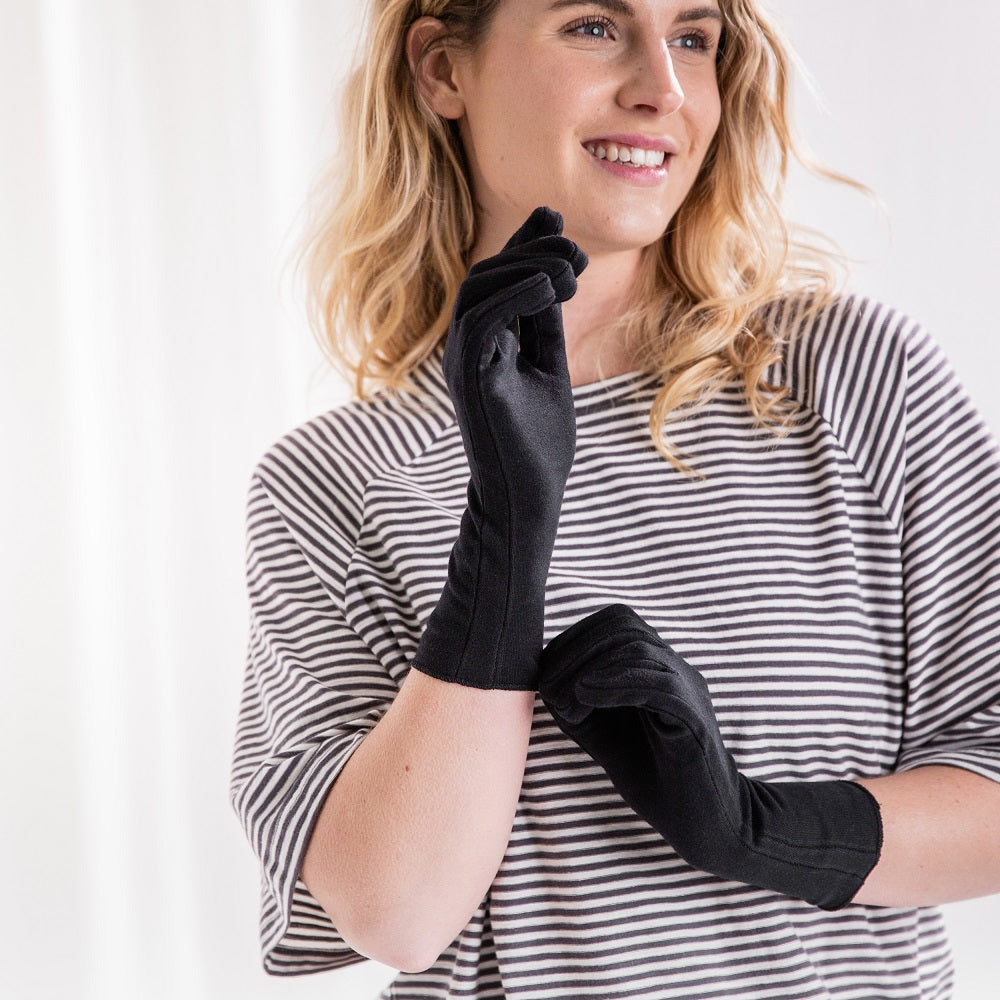100% organic cotton gloves for adults from Cotton Comfort
